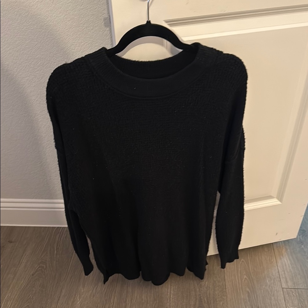 Aerie Oversized Black Sweater